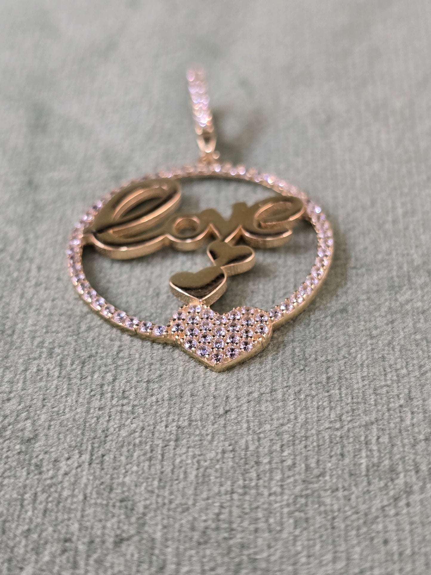 Pendant