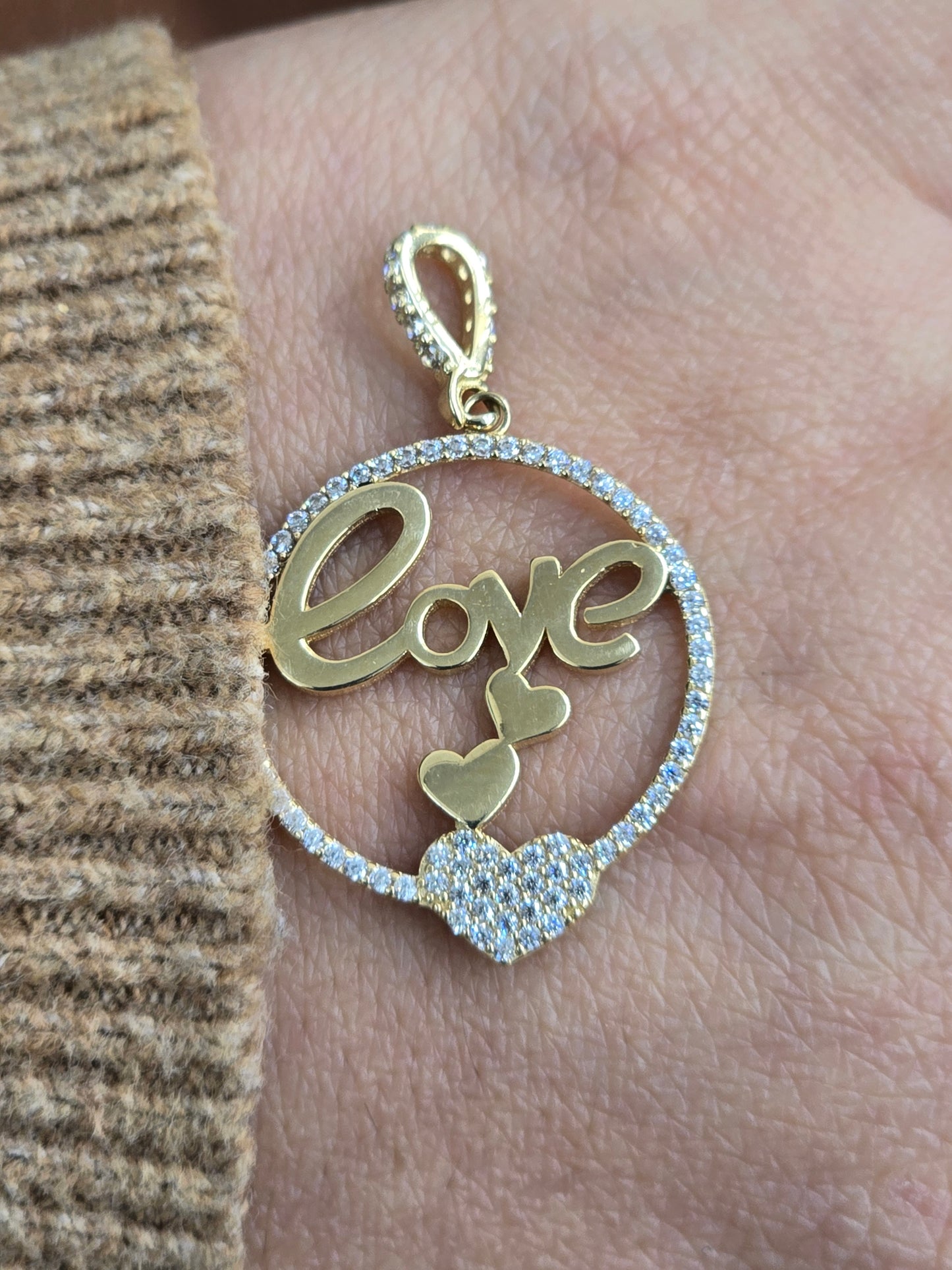 Pendant