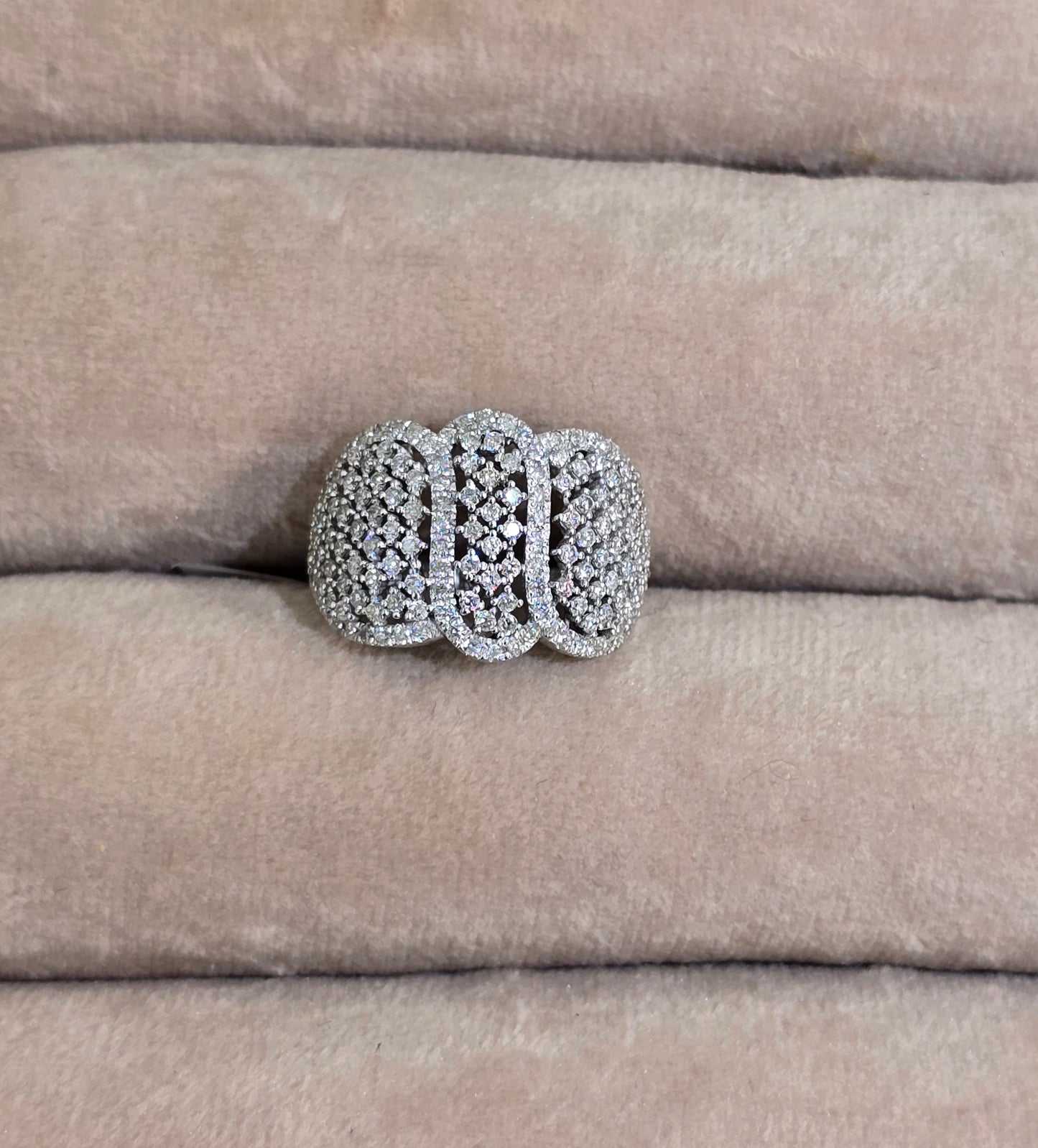 Italian ring