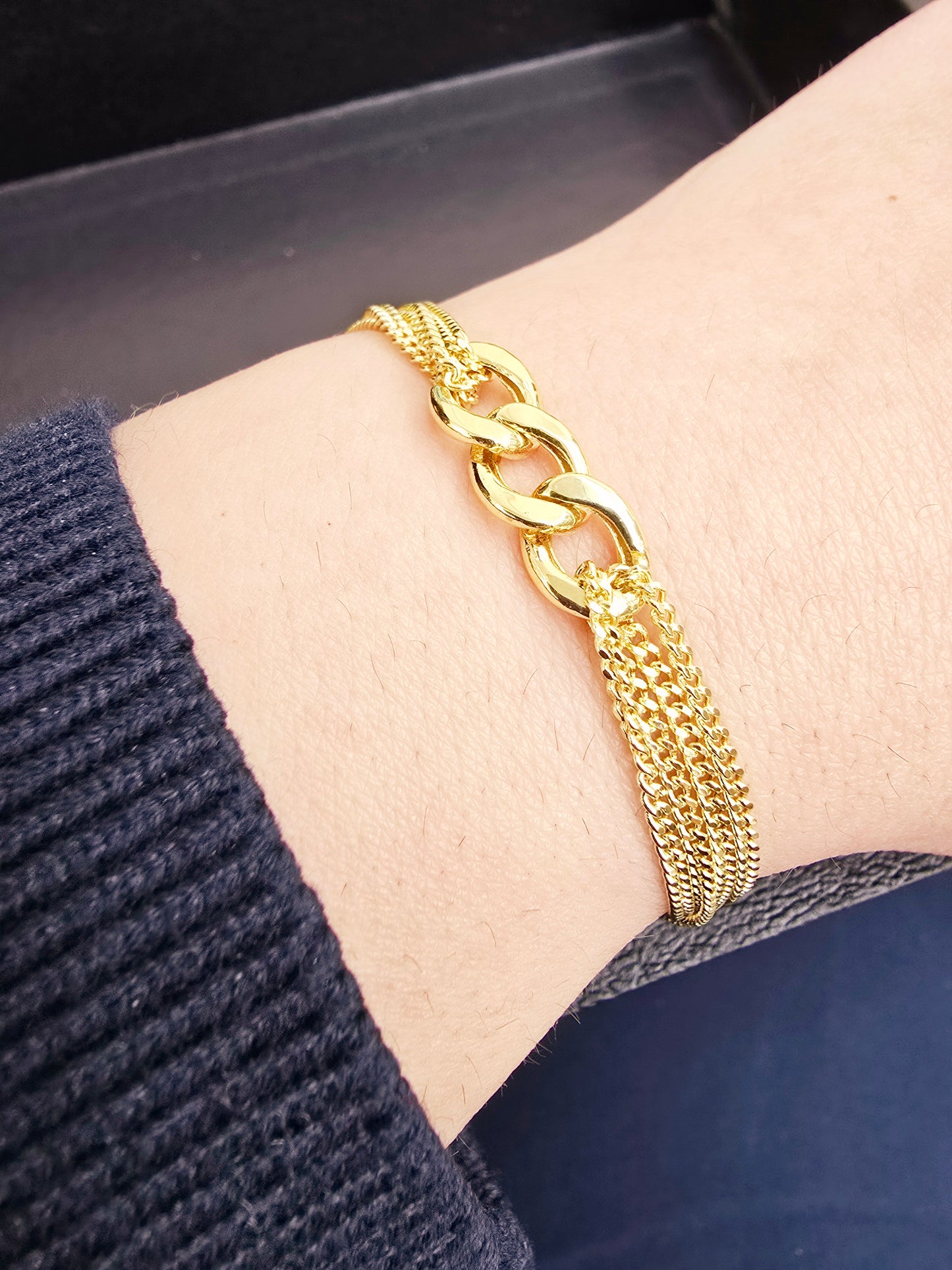 Bracelet