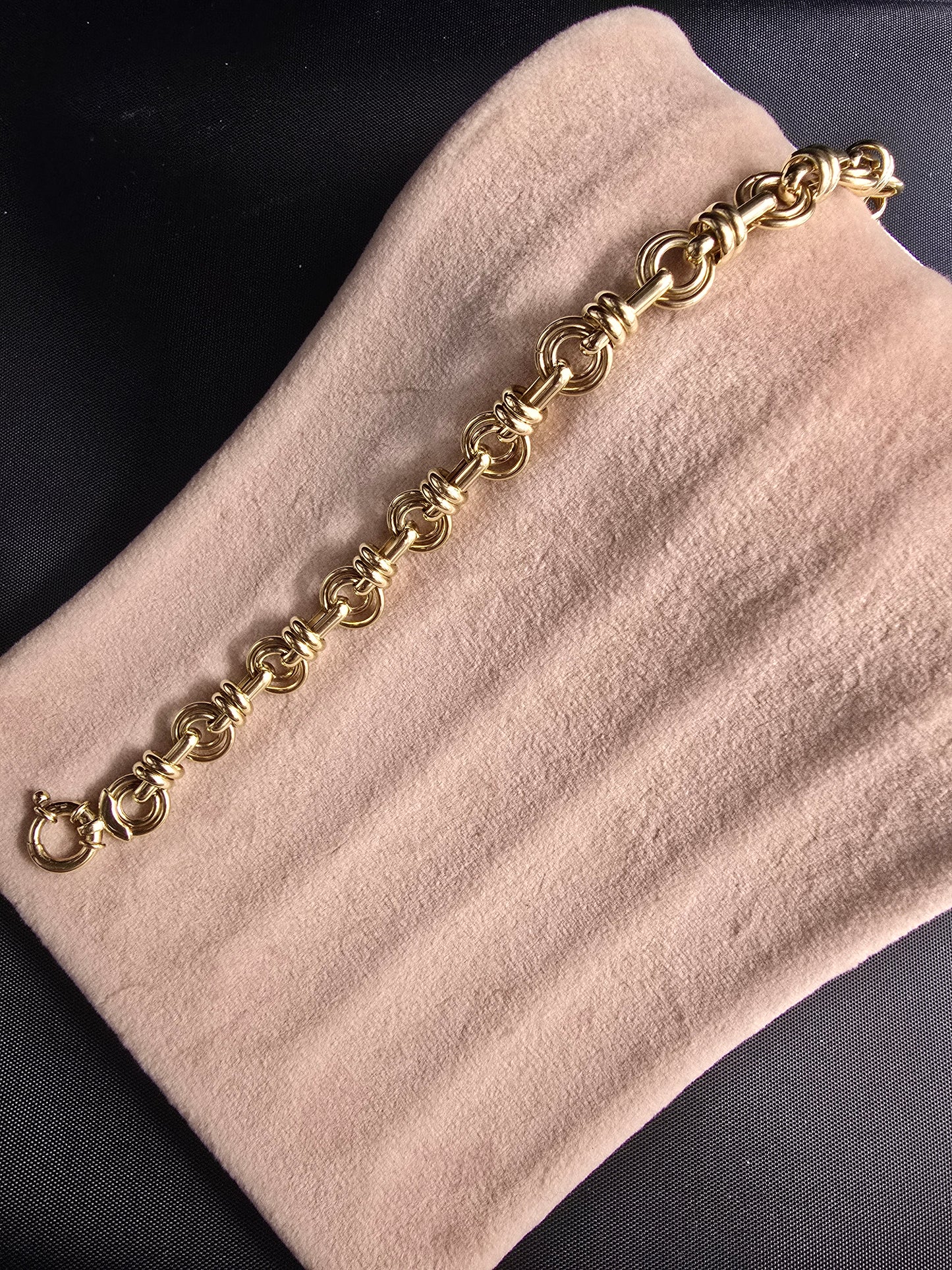 Bracelet