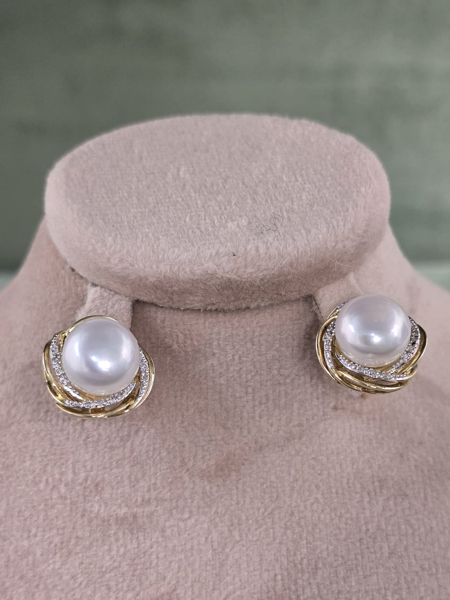 14k Natural Pearl and Natural Diamond Earrings