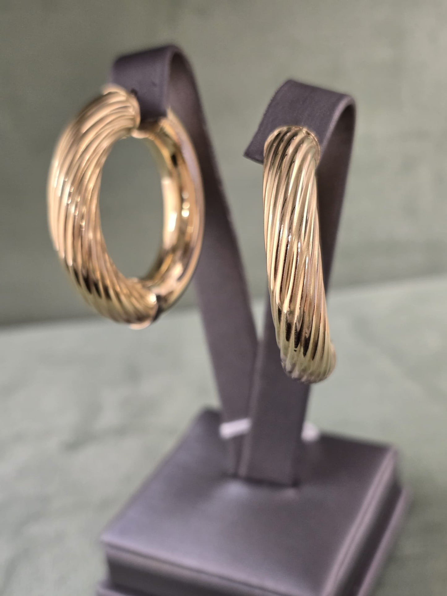 14k Yellow Gold Hoop Earrings