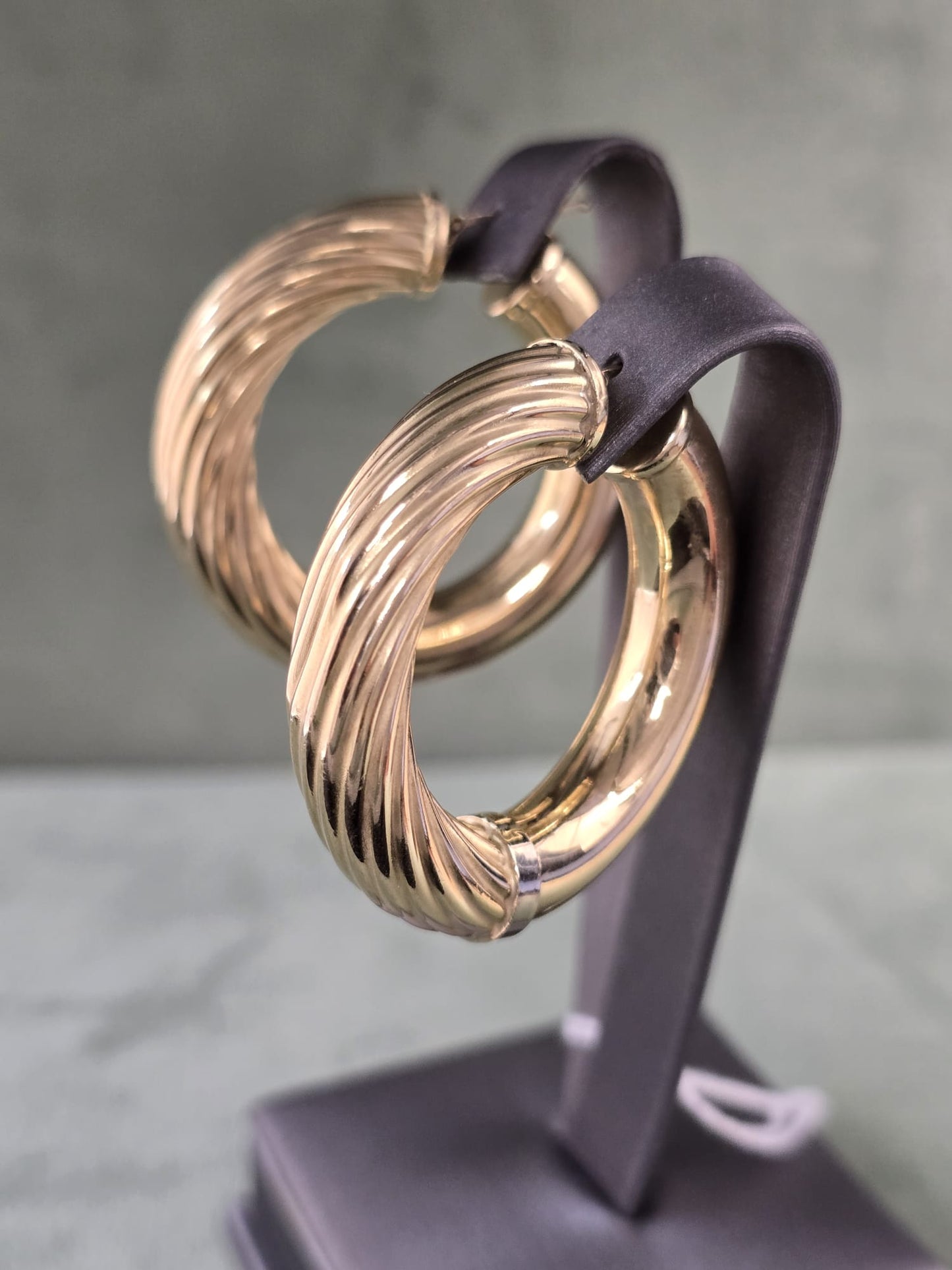 14k Yellow Gold Hoop Earrings