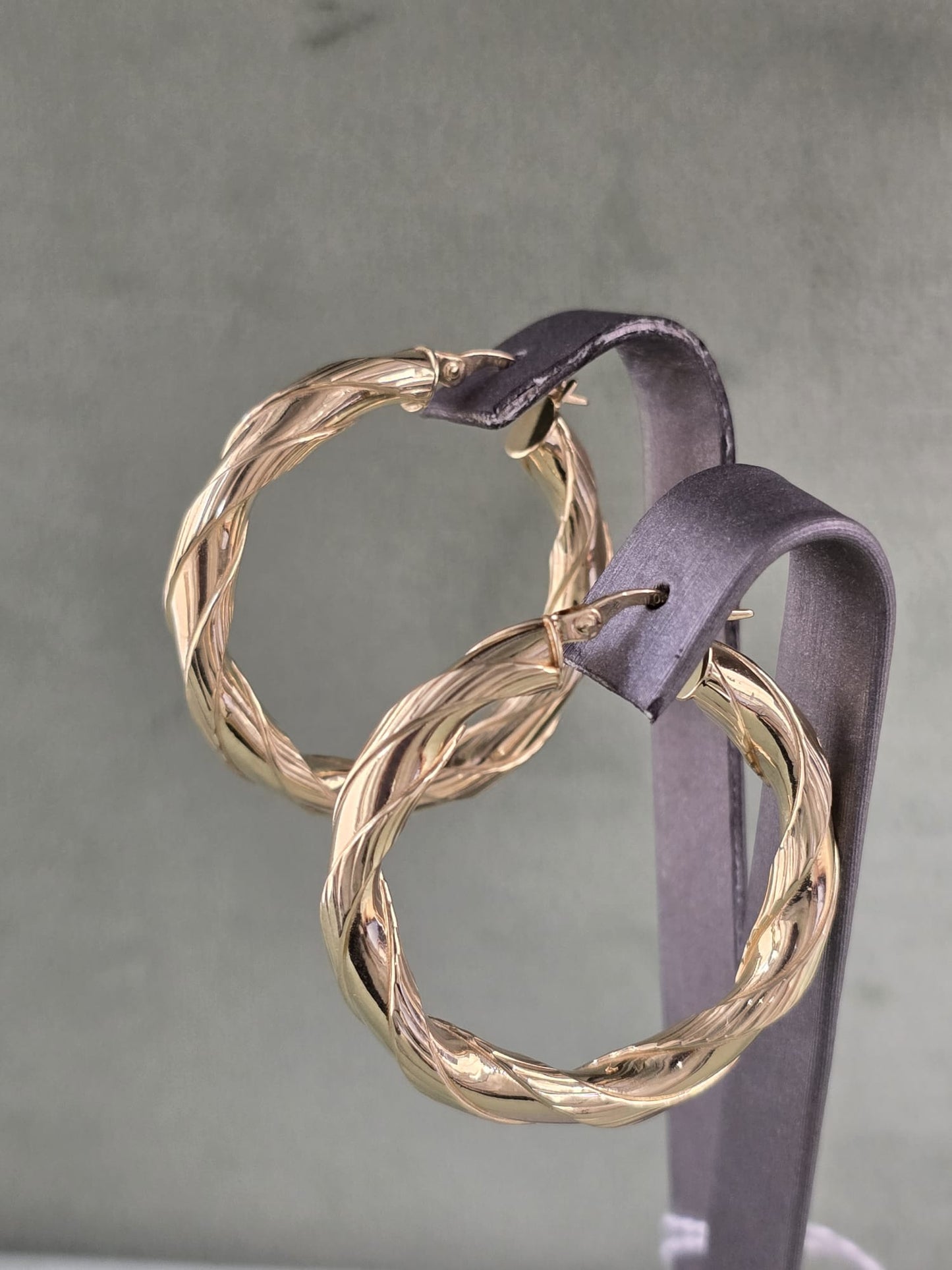 14k Hoop Earring