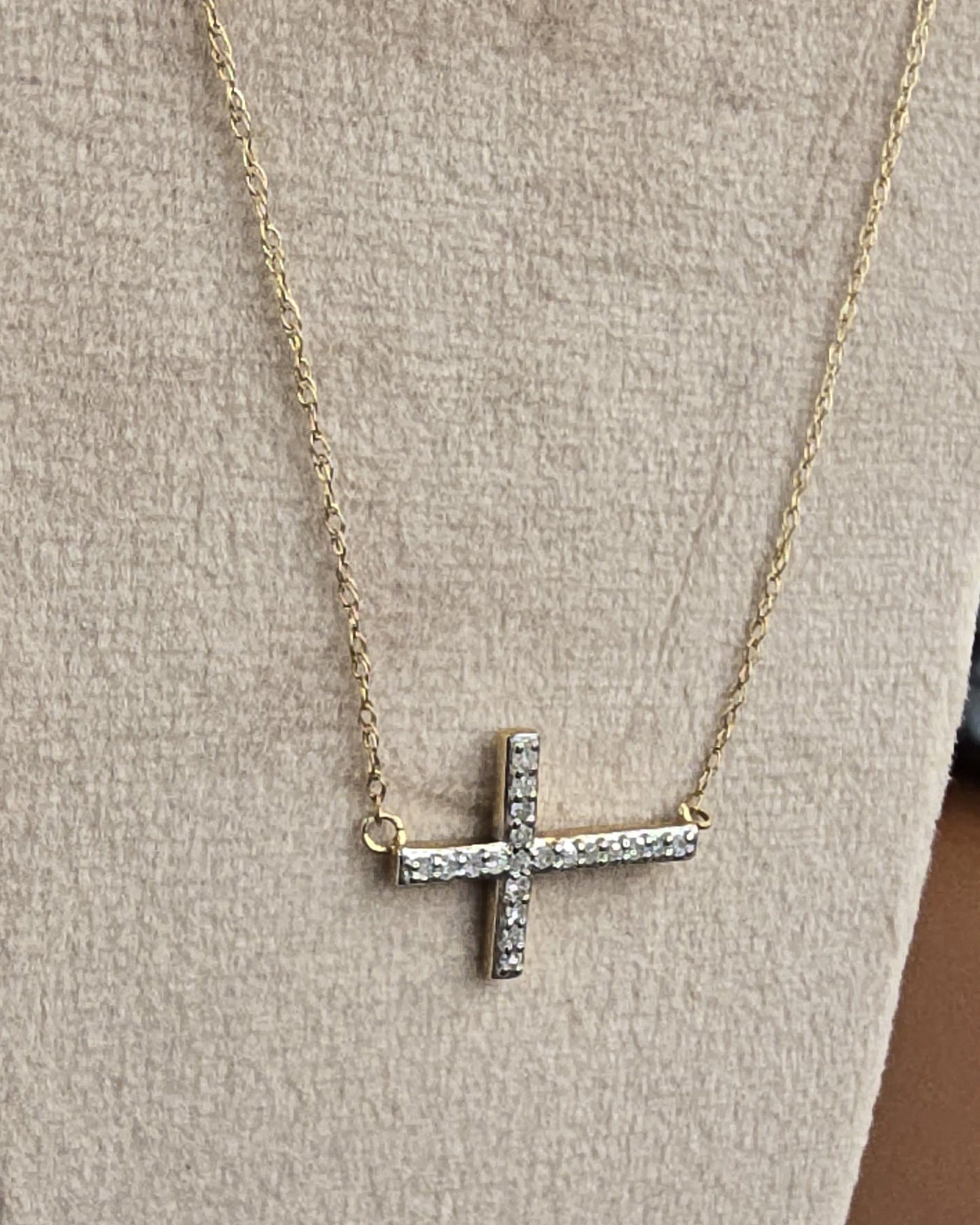 10k Natural Diamond Cross