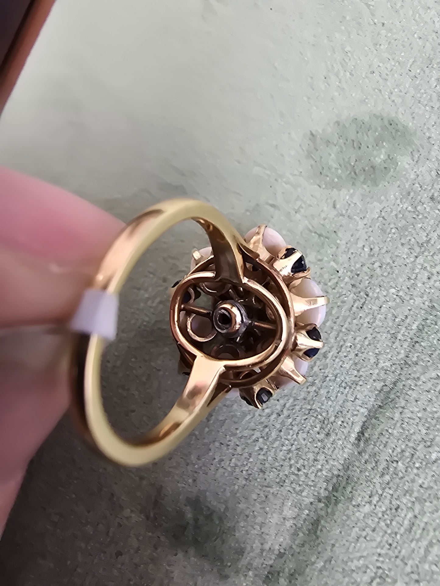 Vintage vibe ring