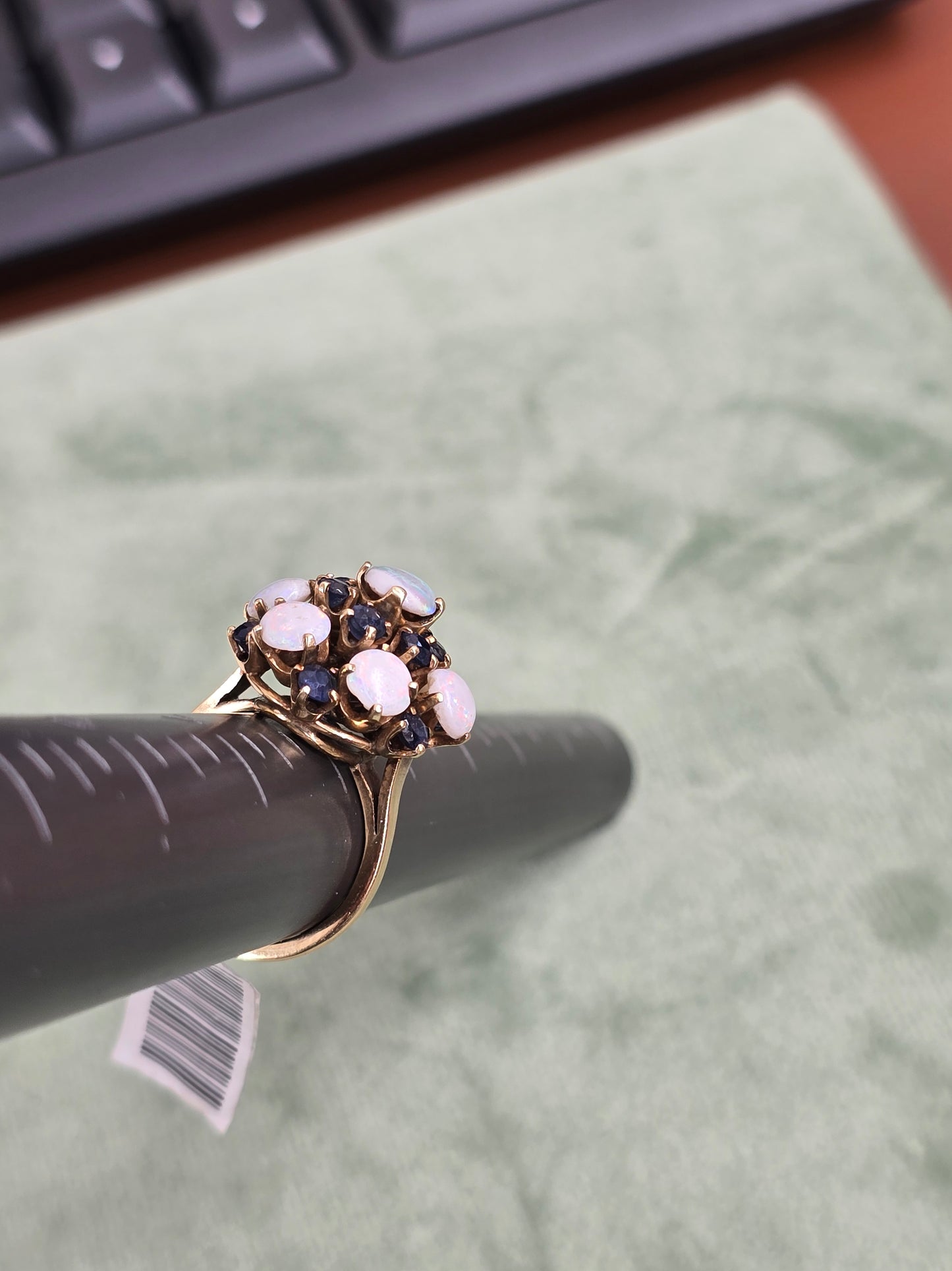 Vintage vibe ring