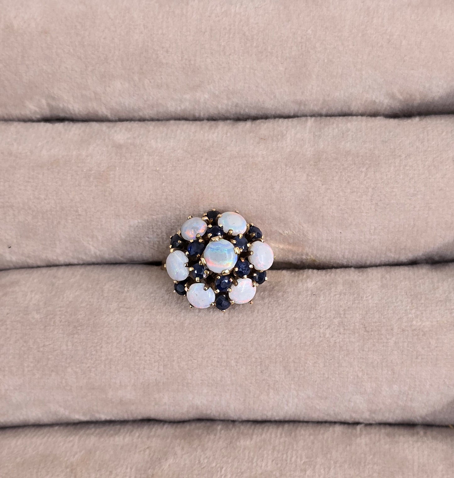 Vintage vibe ring