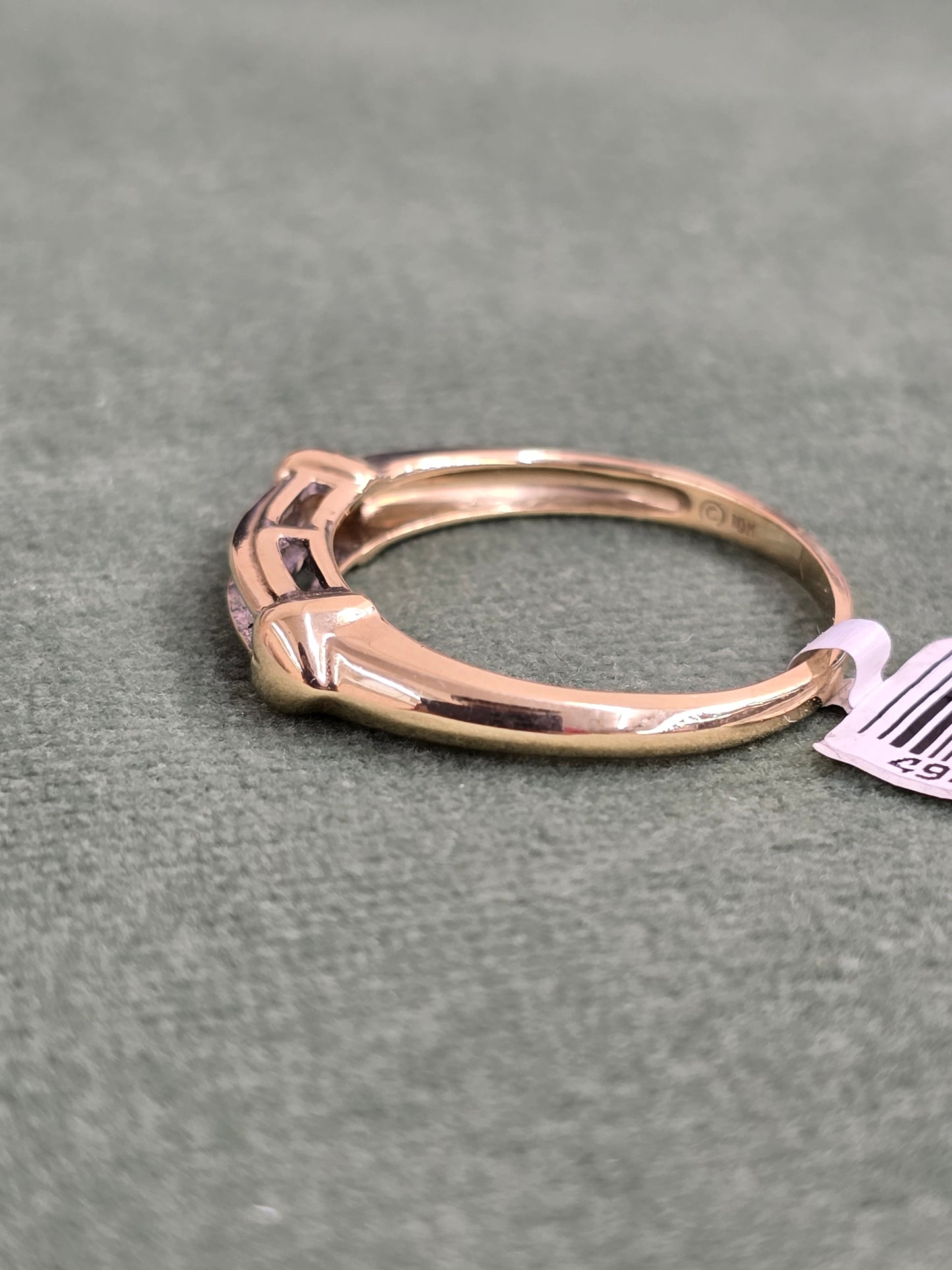 Diamond ring [ Italian ]