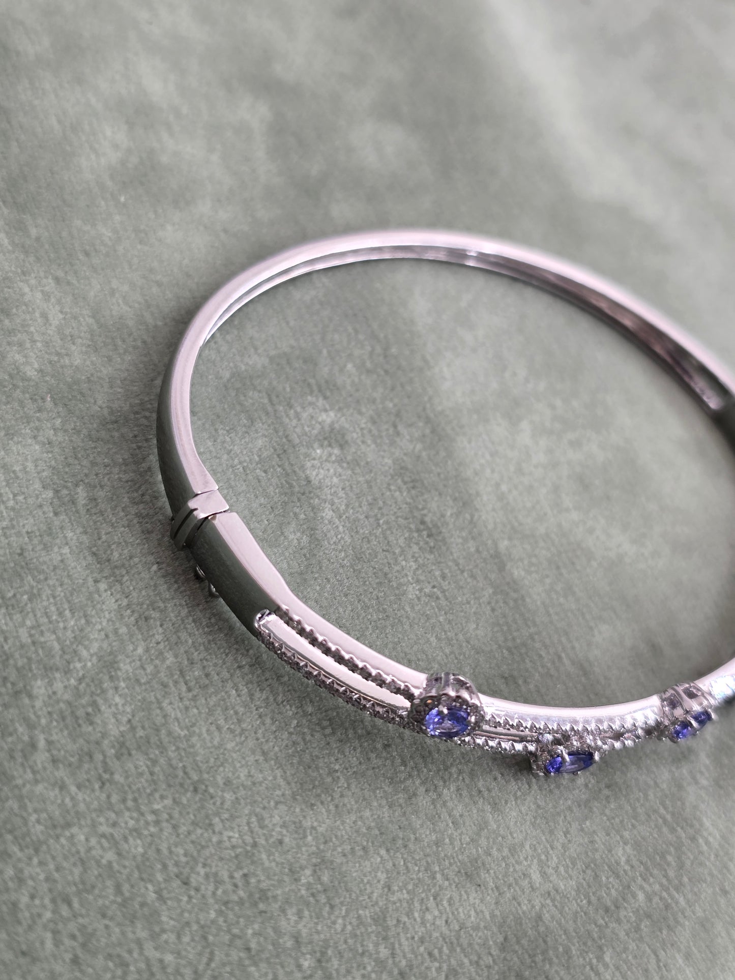 Natural Diamond and purple Citrine stone