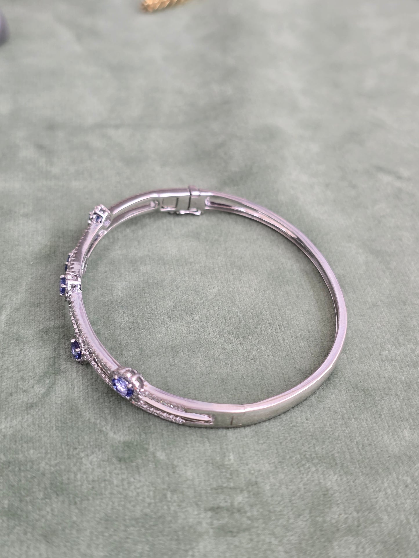 Natural Diamond and purple Citrine stone