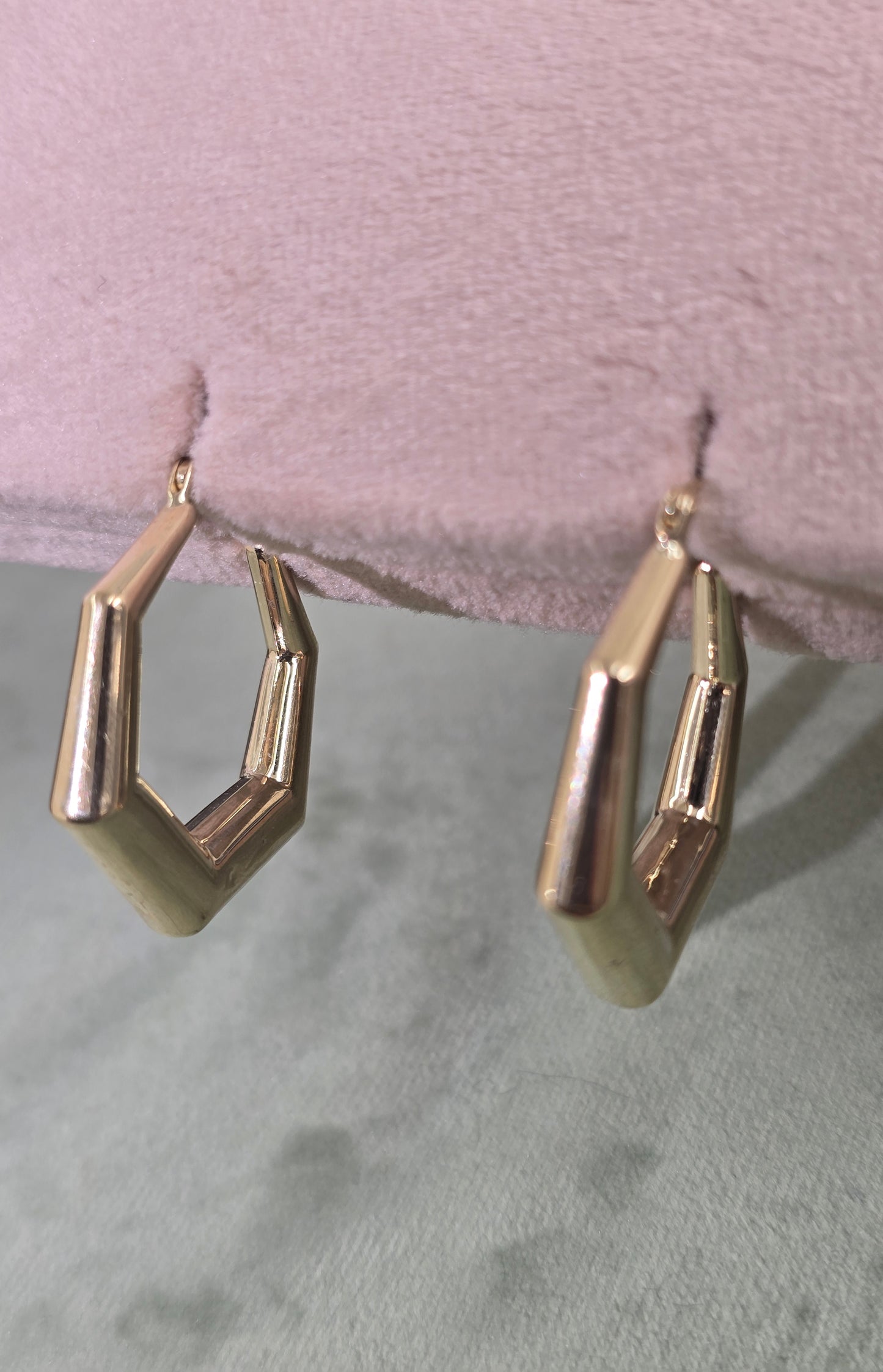14k fancy hoop earings