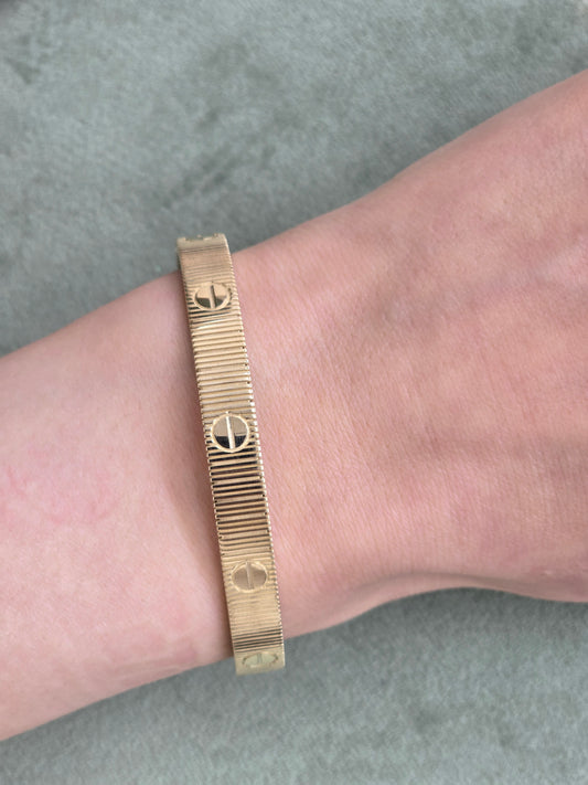 14k love bangel